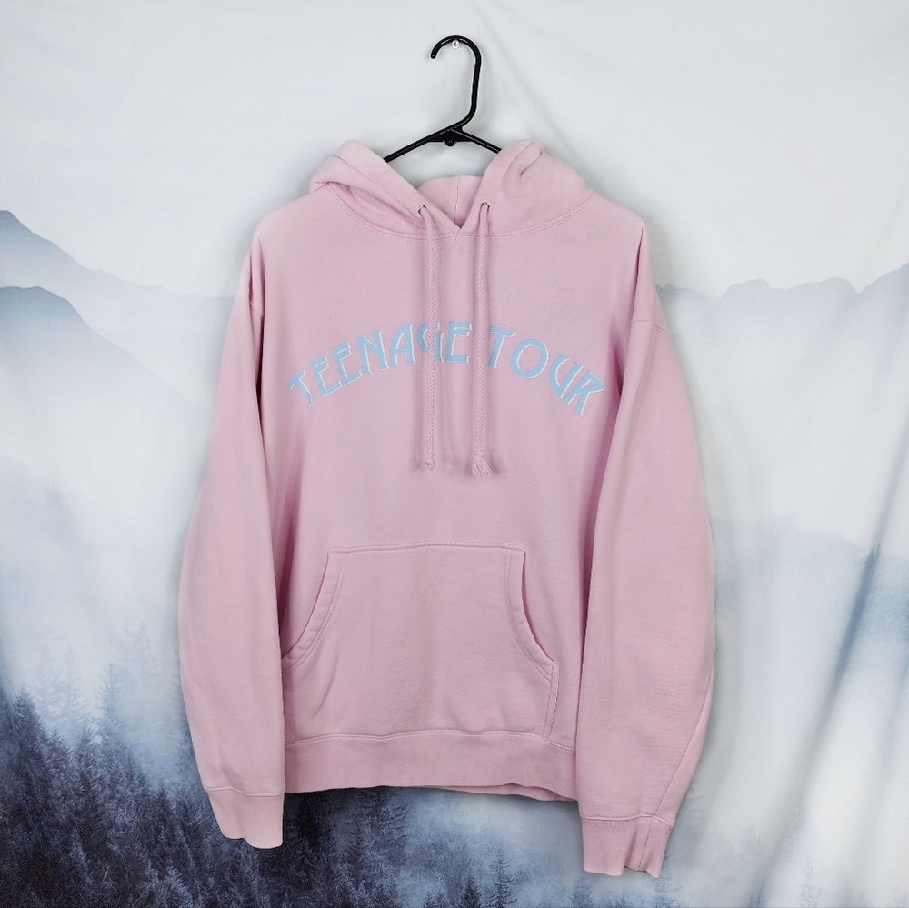 Lil Yachty Teenage Tour Pink Pullover Hoodie Sweatshirt Medium